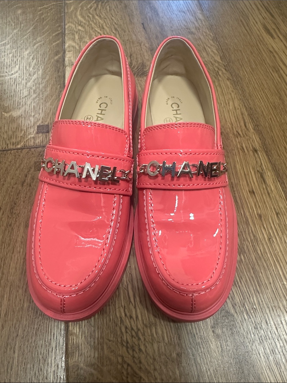 CHANEL Pink Patent Leather Logo Chain Loafers